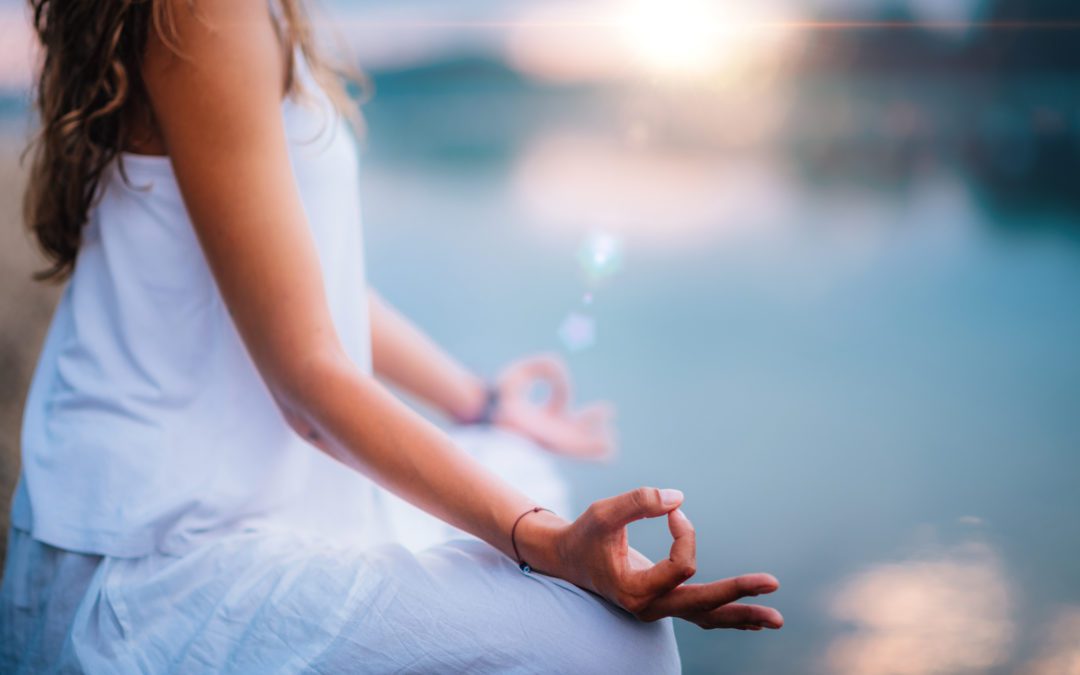 10 Holistic things you can do to relieve stress & anxiety